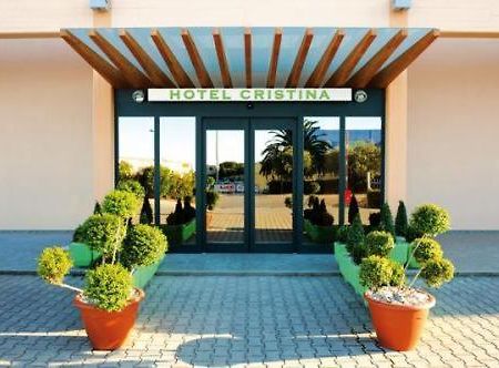 Hotel Cristina ロッカ・サン・ジョヴァンニ エクステリア 写真