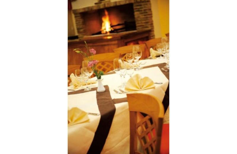 Hotel Cristina ロッカ・サン・ジョヴァンニ エクステリア 写真